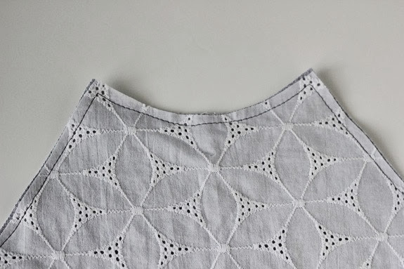 Picnic Blouse to Sweatshirt Tutorial Picnic Blouse to Sweatshirt Tutorial