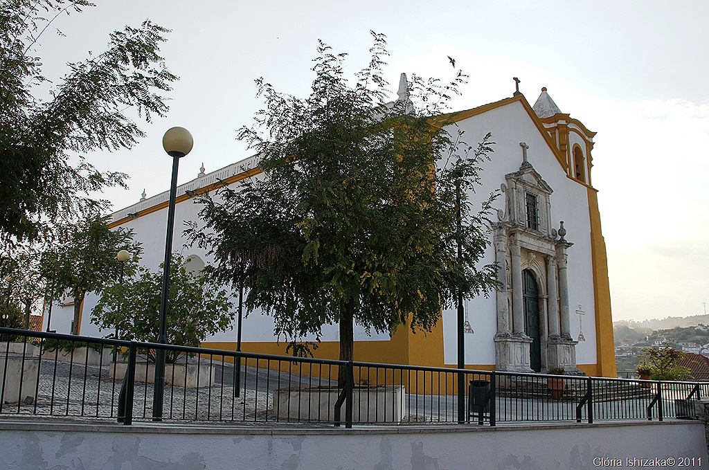 [5%2520Gl%25C3%25B3ria%2520Ishizaka%2520-%2520Vila%2520Nova%2520de%2520Barquinha%2520-%2520igreja%2520matriz%2520tancos%255B7%255D.jpg]