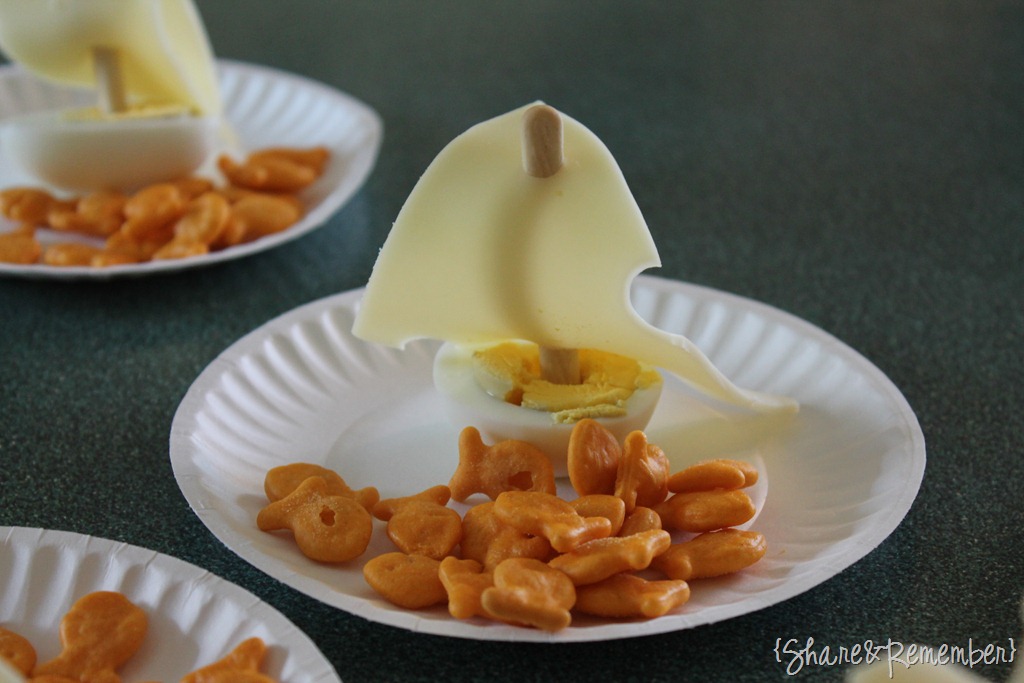 [egg%2520boat%2520snacks%255B3%255D.jpg]