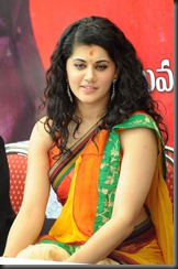 actress_tapsee_in_saree_cute_pic