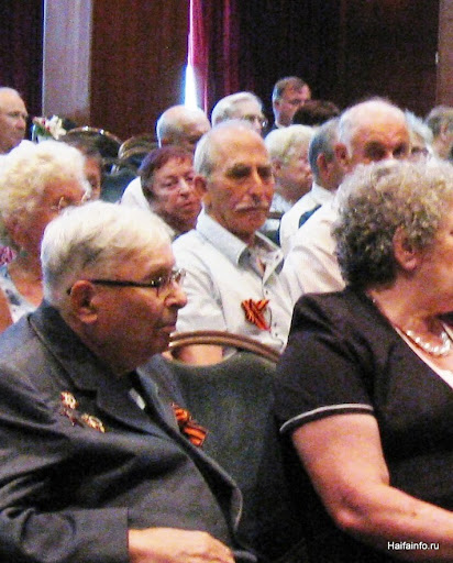 na konferencii sredi veteranov.JPG