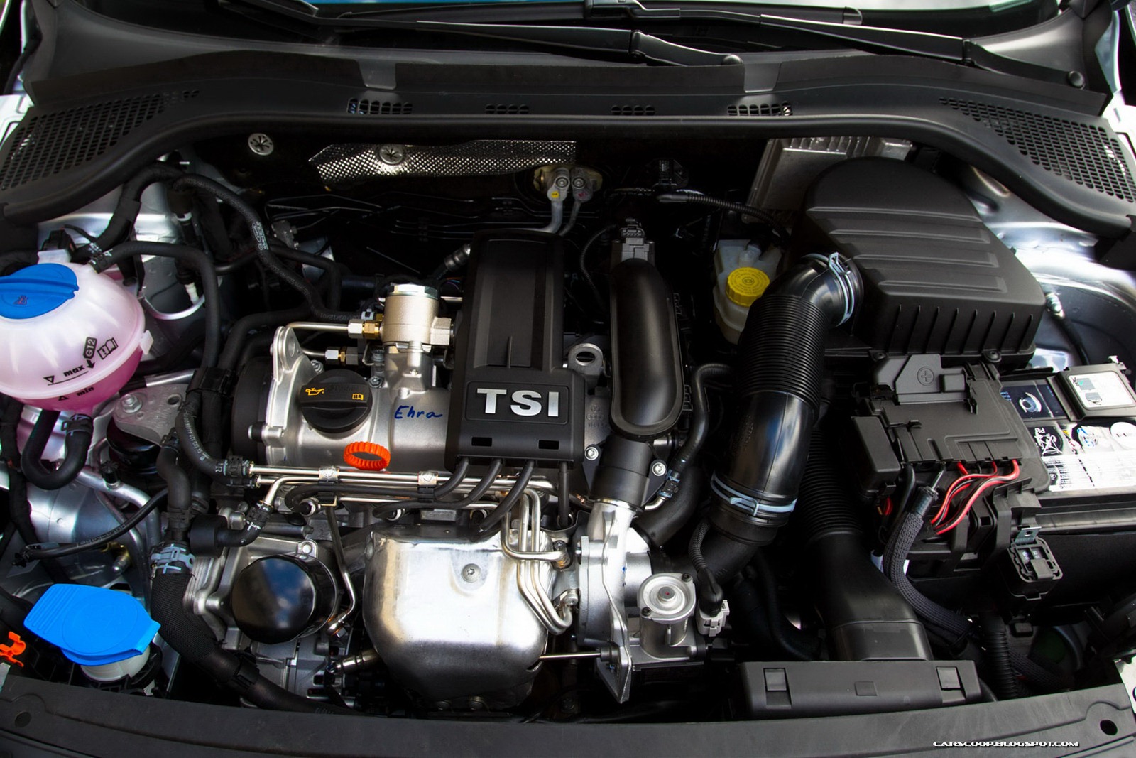 [2013-Skoda-Rapid-34%255B2%255D.jpg]