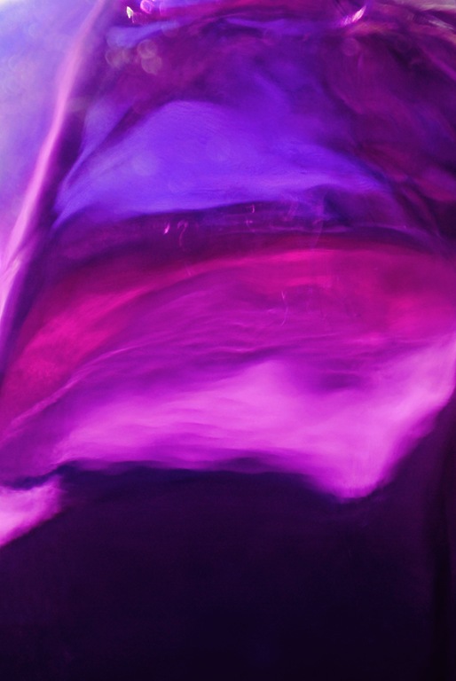 [purple-glass%255B4%255D.jpg]