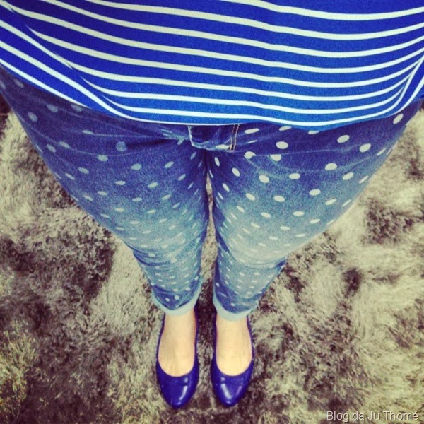 look jeans com poás e blusa listrada (1) look jeans com poás e blusa listrada (1)