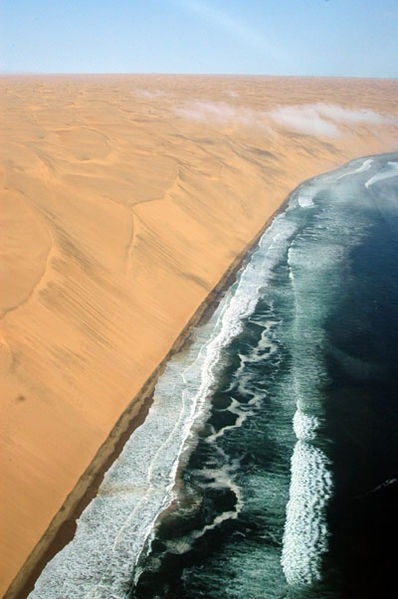 [Namib-Desert-Long-Wall3.jpg]