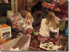 Lauren & Emma opening gifts5