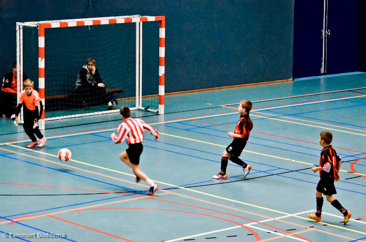2012127 - WVV F1 - Scheemda Zaaltoernooi - 010.jpg