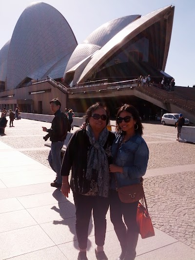 We visited the Opera House of course IMG_20130505_101735.jpg