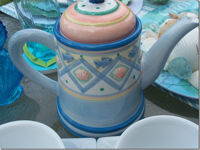 Beach Table8-11 038
