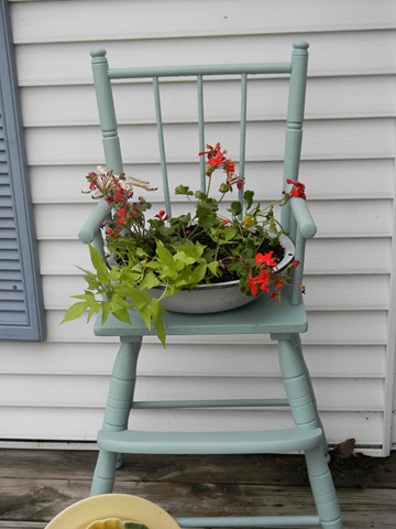 [highchair%2520after%2520%25282%2529%255B2%255D.jpg]