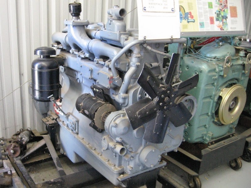 [IMG_5107-1946-Cummins-Diesel-Engine-.jpg]