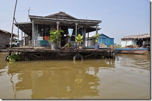 Cambodia Kampong Chhnang floating village 131025_0199