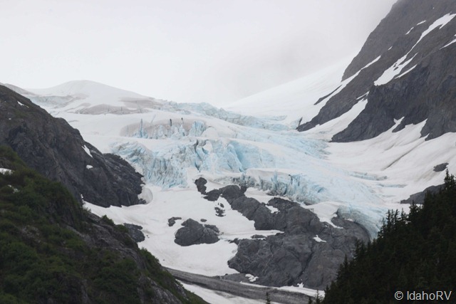 [Glacier-Behind-Williwaw-USF%255B2%255D.jpg]