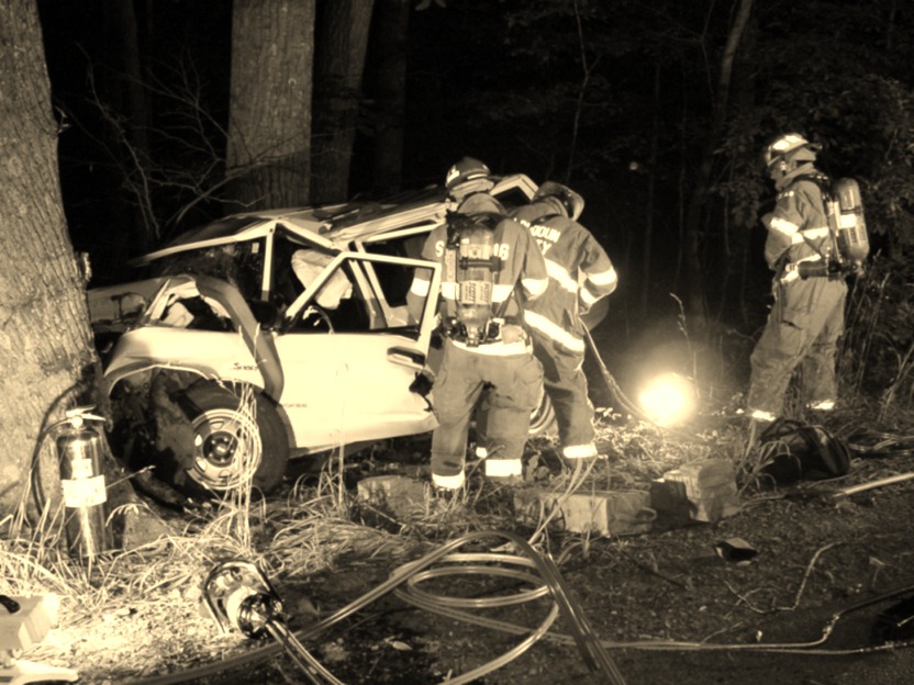[accident%2520rescue%255B4%255D.jpg]