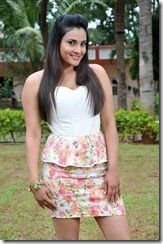 Actress Ramya (Divya Spandana) Photos