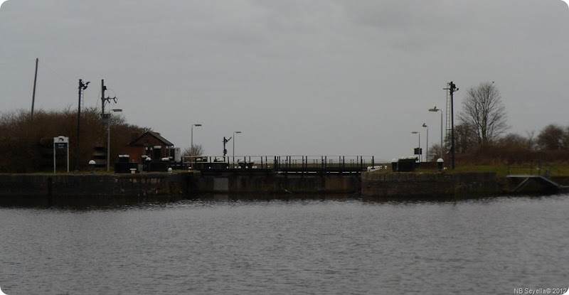 SAM_0051 Marsh Lock SAM_0051 Marsh Lock