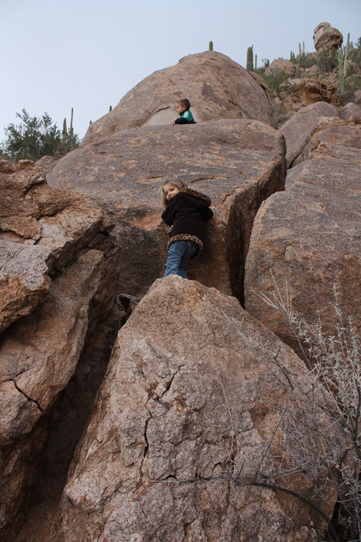[saguro%2520day%25202%2520hike%2520146%255B6%255D.jpg]