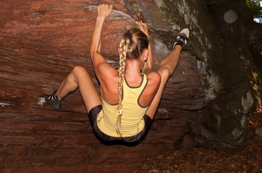 [girls-rock-climbing-12%255B2%255D.jpg]