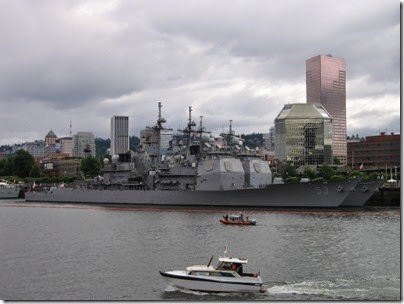 IMG_6991 USS Mobile Bay (CG-53) & USS Bunker Hill (CG-52) in Portland, Oregon on June 10, 2007