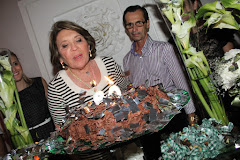 Album (digital) de fotos de Edilma. Fotografias digitais de Adriana Pimenta Produções, que faz foto e vídeo de casamentos, aniversários e eventos em geral, bem como fotoprodutos, fotolivros e álbuns diagramados. Atua em São Paulo. fotos de casamento sao paulo sp para fotografia são fotografos casamentos festa infantil crianças aniversario fotoprodutos filmagem modelos fotolivros peruibe foto casais studio aniversarios