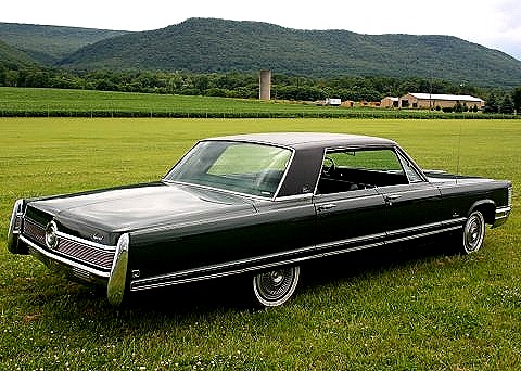 [1968_Chrysler_Imperial_Crown_4_Door_Hardtop_For_Sale_Rear_1%255B13%255D.jpg]