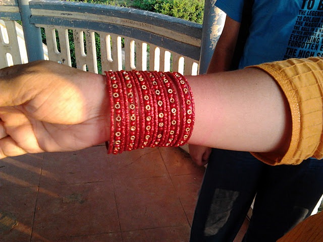 [VidyaSury%2520bangles%255B2%255D.jpg]