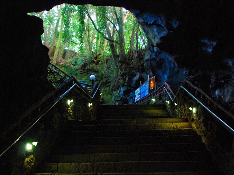 manjanggul-lava-tube-3