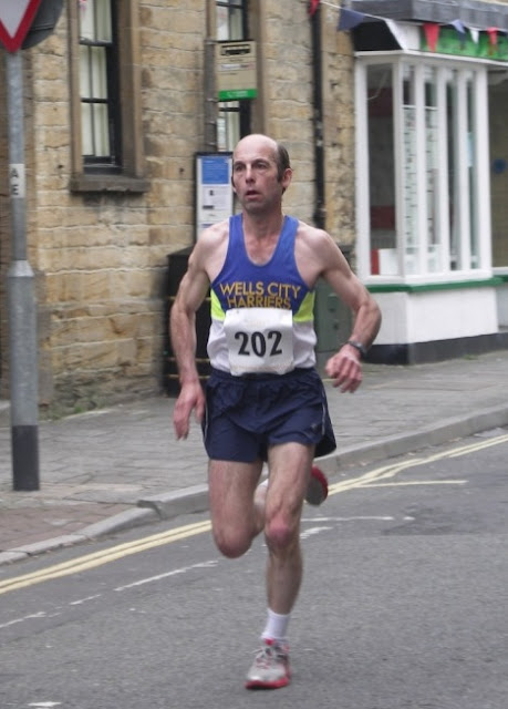 Crewkerne 10k 20-5-2012 003.jpg