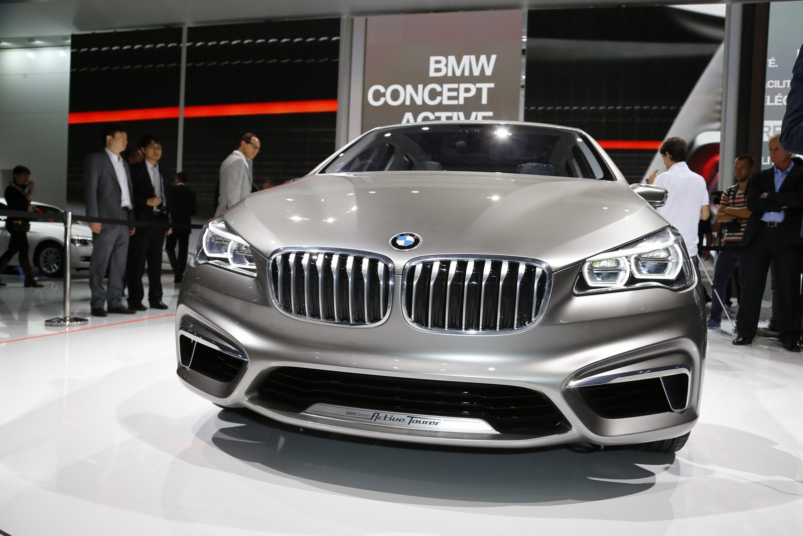 [BMW-Active-Tourer-Concept-3%255B2%255D.jpg]