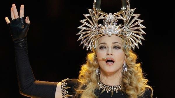 [Madonna-%2520Super%2520Bowl%2520Halftime%2520Show%25201%255B4%255D.jpg]