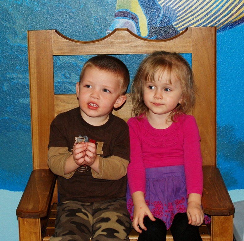 [2012-08-25%2520Kyle%2520and%2520Lainey%255B3%255D.jpg]
