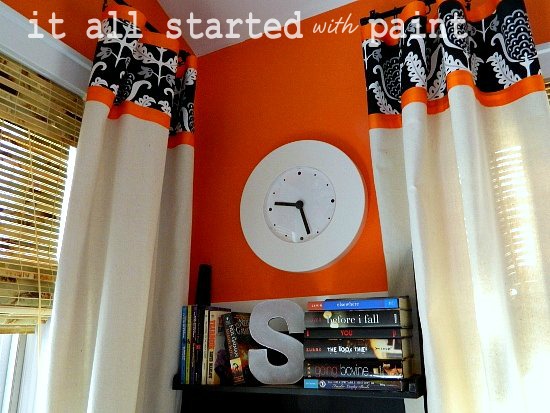 [faux_metallic_silver_letter_on_display%25203%255B3%255D.jpg]