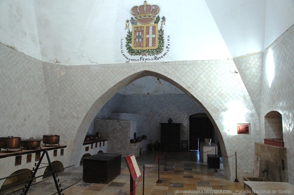 [Gloria%2520Ishizaka%2520-%2520Palacio%2520nacional%2520de%2520%2520Sintra%252078%255B13%255D.jpg]