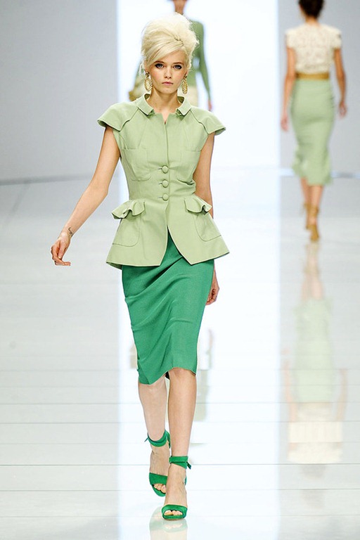 [ERMANNO-SCERVINO-SPRING-2012-RTW-PODIUM-004_runway%255B4%255D.jpg]