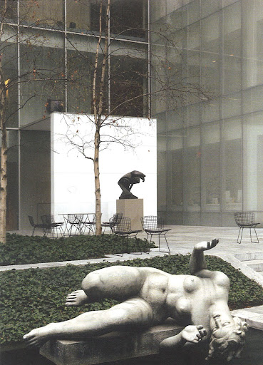 I love the dramatic nature of this sculpture. It's riveting. The River, Aristide Maillol (cast 1948), The Abby Aldrich Rockefeller Sculpture Garden, The Museum of Modern Art, New York City, January 2009. I love the dramatic nature of this sculpture. It's riveting. The River, Aristide Maillol (cast 1948), The Abby Aldrich Rockefeller Sculpture Garden, The Museum of Modern Art, New York City, January 2009.