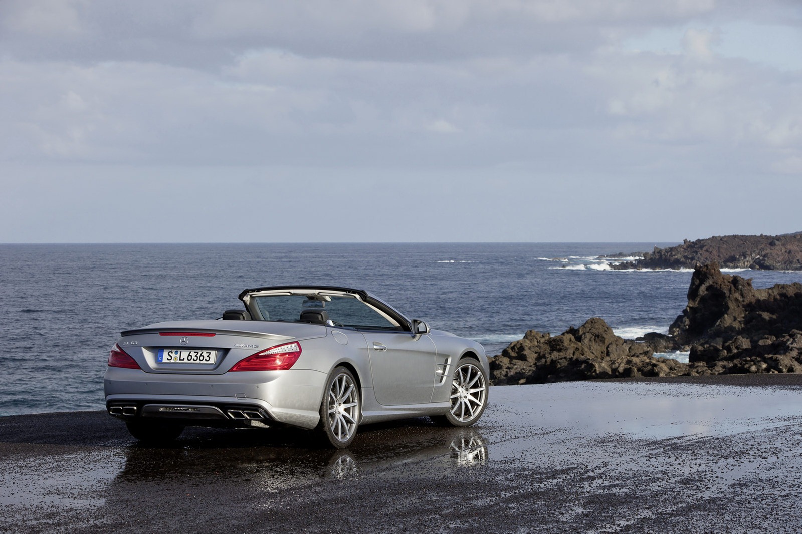 2013-Mercedes-SL63-AMG-29[2].jpg