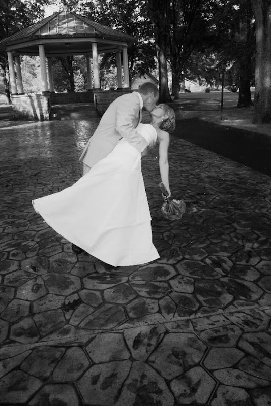 Mike and Liz Bush Edwards 239 black and white Mike and Liz Bush Edwards 239 black and white