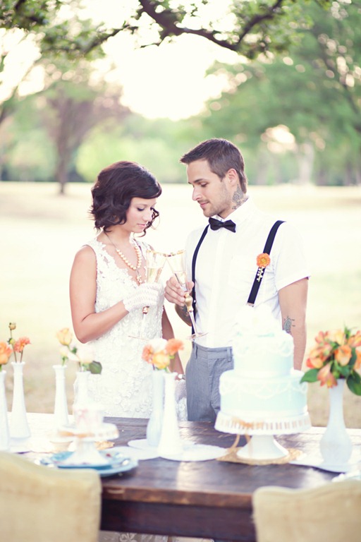 [shabby-chic-wedding-rustic-vintage-couple-bride-dress-groom-geek-nerd-lace-pearls%255B4%255D.jpg]