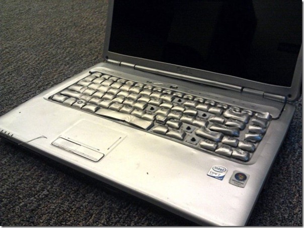 Nunca coloque seu notebook em um forno (1)
