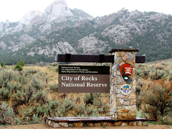 02 city of rocks sign
