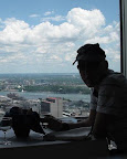 Nathan Paul Prince 2010 Place Ville Marie.jpg