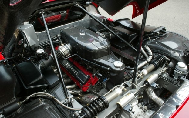 [2002-Ferrari-Enzo-Engine%255B2%255D.jpg]