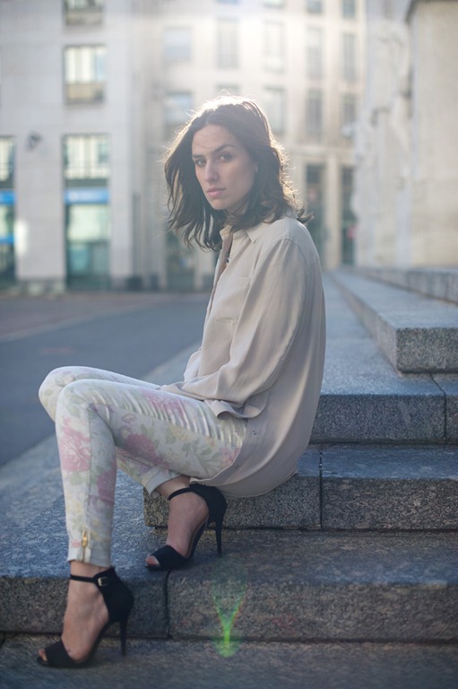 [Zara-pantaloni-a-fiori-Camicia-Stefanel-Scarpe-Zara%255B7%255D.jpg]
