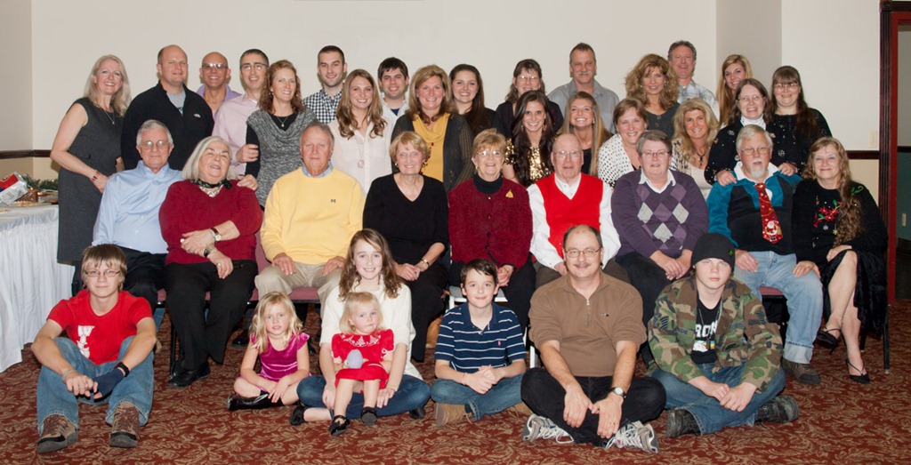 [group%2520picture%2520cropped%255B4%255D.jpg]