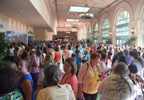 convention 2013_waiting for doors to open DSC_2625 convention 2013_waiting for doors to open DSC_2625