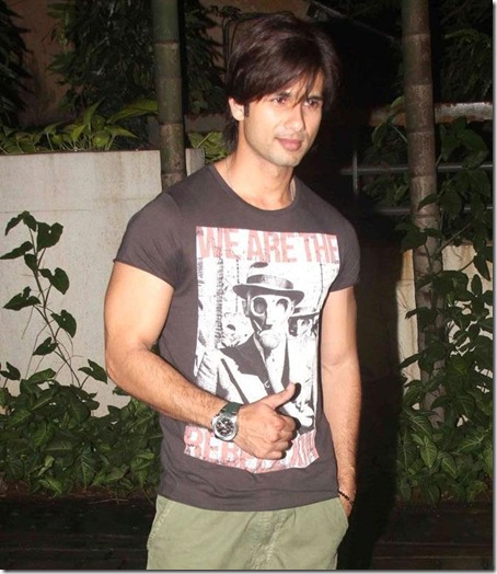 imran-khan-Mere Brother Ki Dulhan success party6