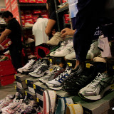 christmas warehouse sale sm mall of asia (21).JPG