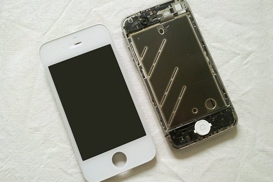 iphone417.jpg