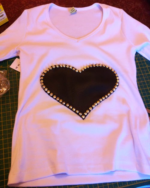 diy-blusa-customizada-coracao-5.jpg