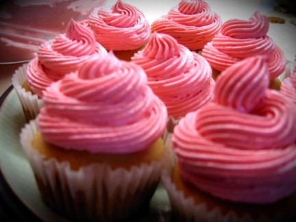 [pink_cupcake1%255B4%255D.jpg]